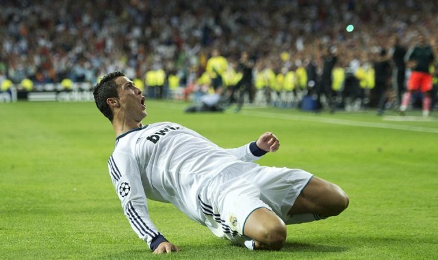 开云-28岁数据对比：内马尔明显更强！C罗凭什么后来封神 内马尔为何输