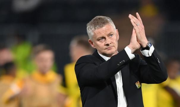 kaiyun-索帅：裁判不敢给对手红牌 名宿：曼联过不了半场