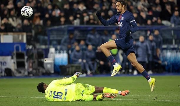 开云-法甲：巴尔科拉制胜 巴黎1-0暂登顶