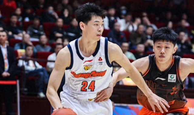 kaiyun.com-CBA积分榜最新排名出炉！广东输球跌至第6：深圳第3辽宁第10|广东队|山东队|季后赛|客场|广东男篮_新浪体育_新浪新闻